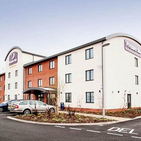 Premier Inn Barrow In Furness Kültér fotó
