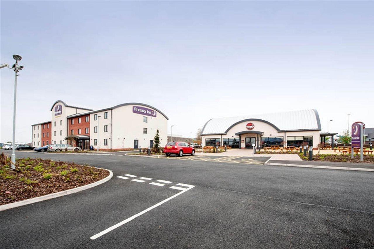 Premier Inn Barrow In Furness Kültér fotó